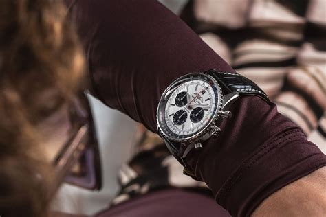 breitling navitimer 41 vs 43